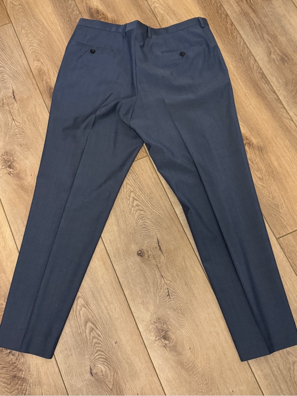 Never worn - Hugo Boss Shark4 Virgin Wool Dress Pants – Charcoal – 38R
